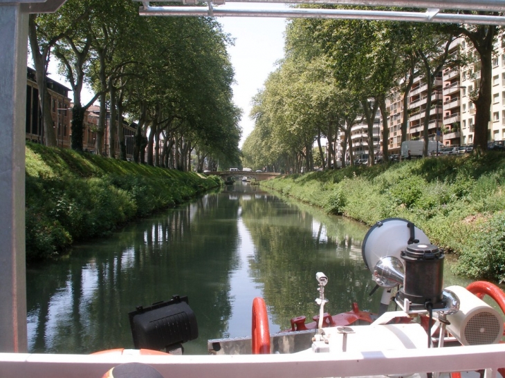Sur le canal - Toulouse