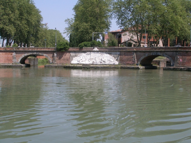 Sur le canal - Toulouse