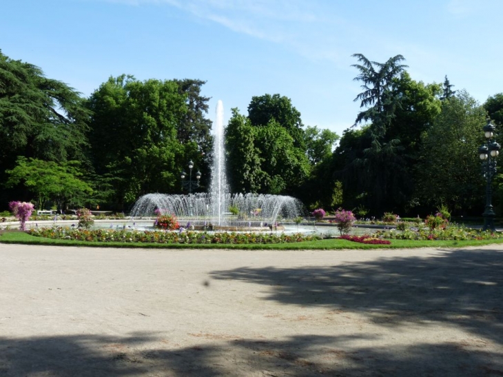 Dans le  jardin des plantes - Toulouse