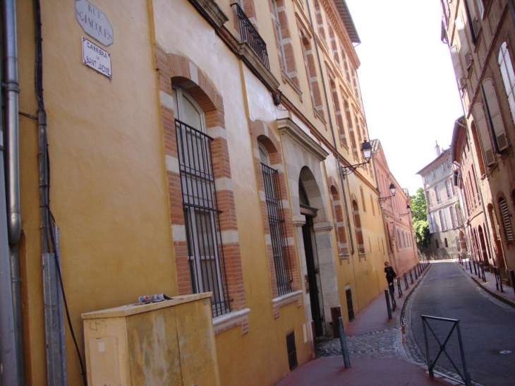 Toulouse (31000) rue Saint-Jacques