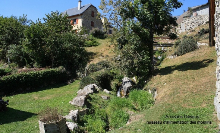 Ruisseau d'alimentations  moulins - Arcizans-Dessus