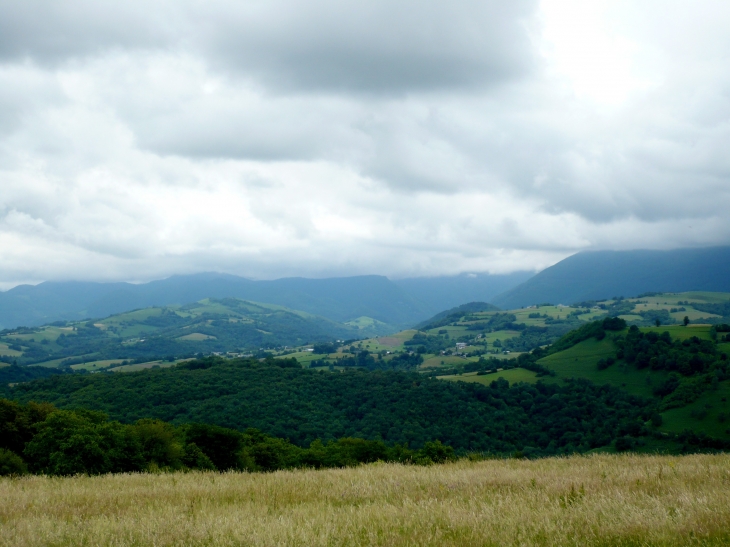 Vue de la Chapelle de Le Haillia. - Argelès-Bagnères