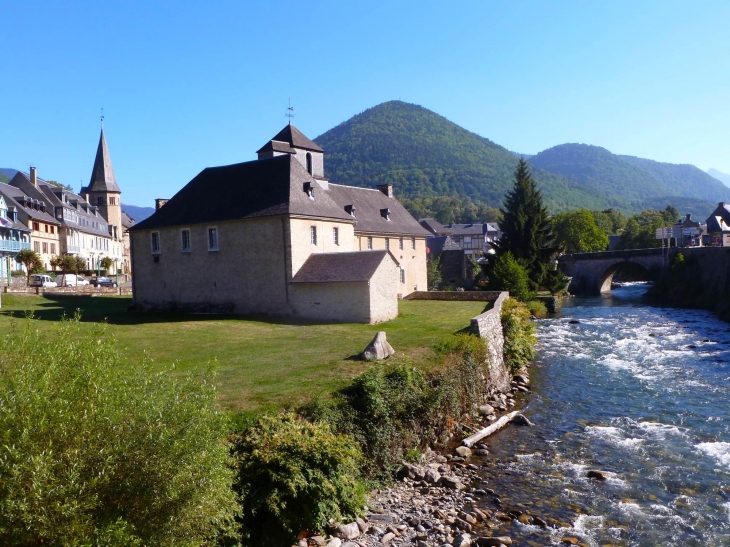 Arreau village