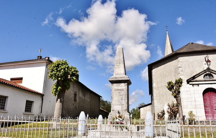 Monument-aux-Morts - Aventignan