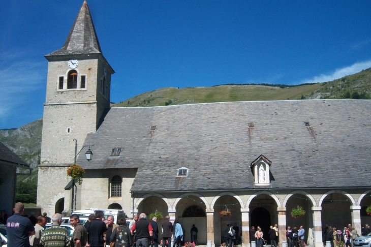 Belle église - Campan