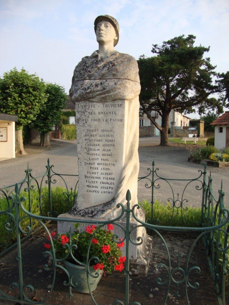 Lahitte-Toupière (65700) Monument aux morts