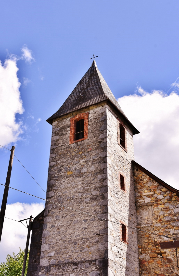 ..église Saint-Médard  - Lombrès