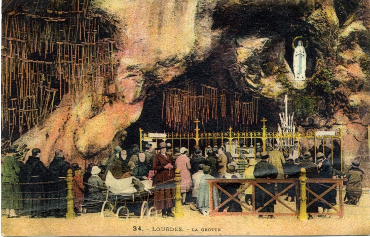 La Grotte (carte postale de 1930) - Lourdes