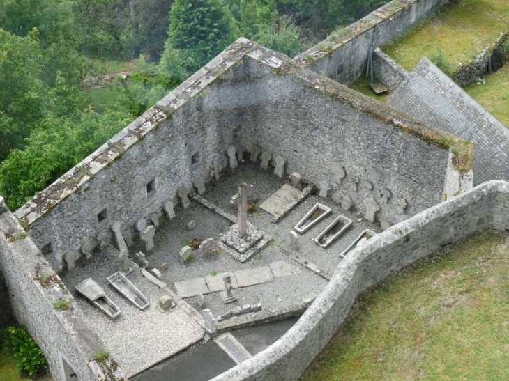 Vue château fort de Lourdes