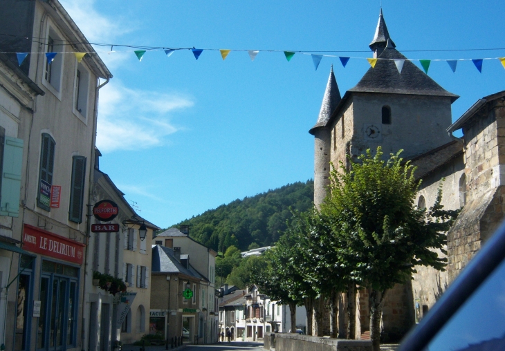 Suite - Saint-Pé-de-Bigorre