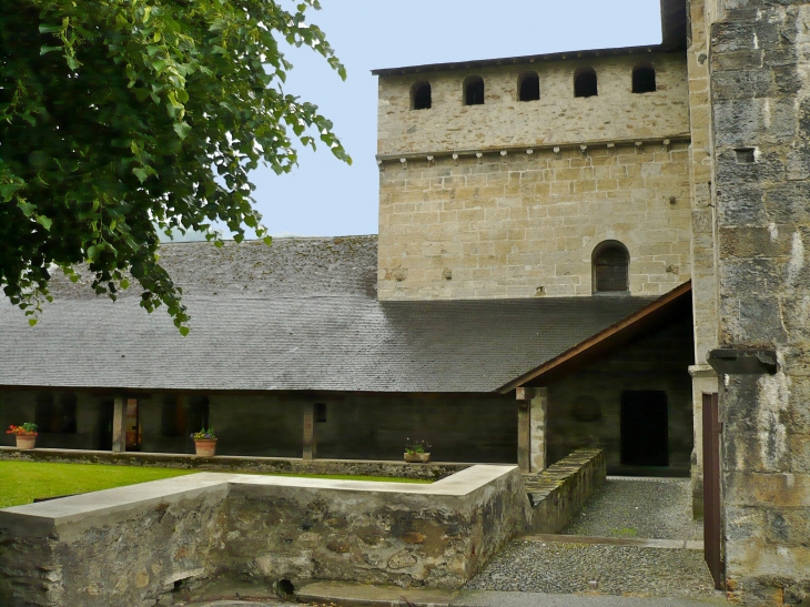 Caquetoire de l'Abbatiale. - Saint-Savin