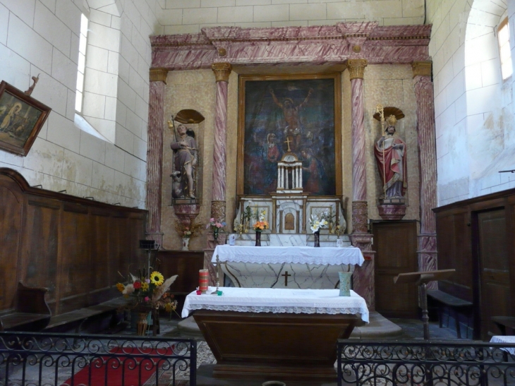 Anglars intérieur de l'église