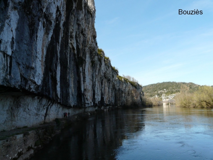 Le chemin de halage - Bouziès