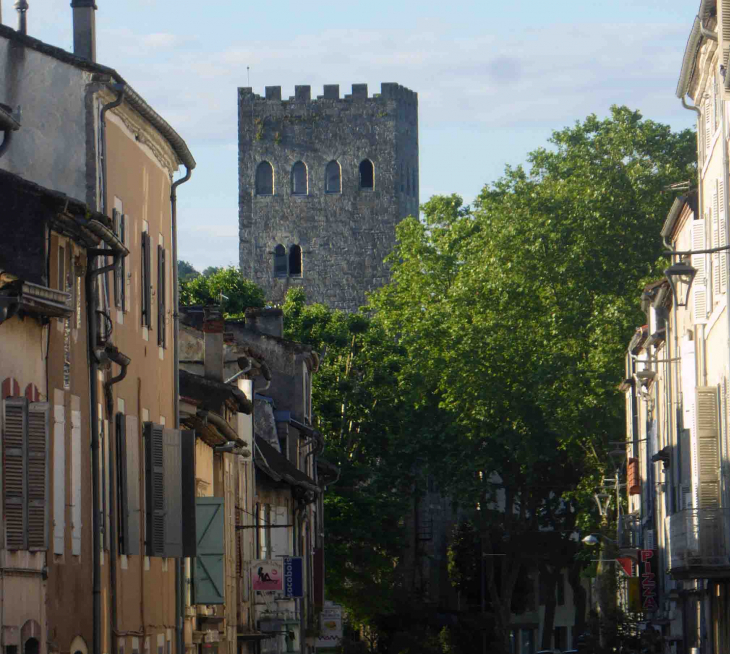 Vers la Tour Jean XXII - Cahors