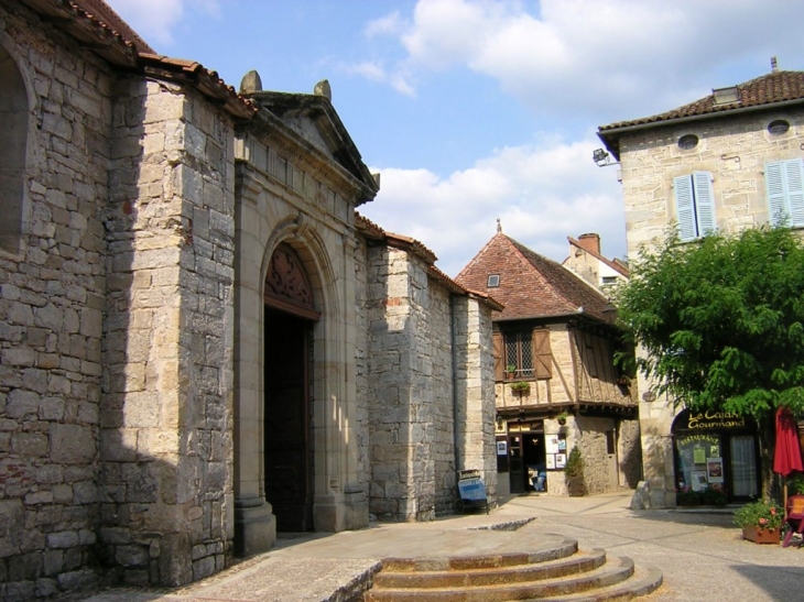 Entrée de l'église - Cajarc