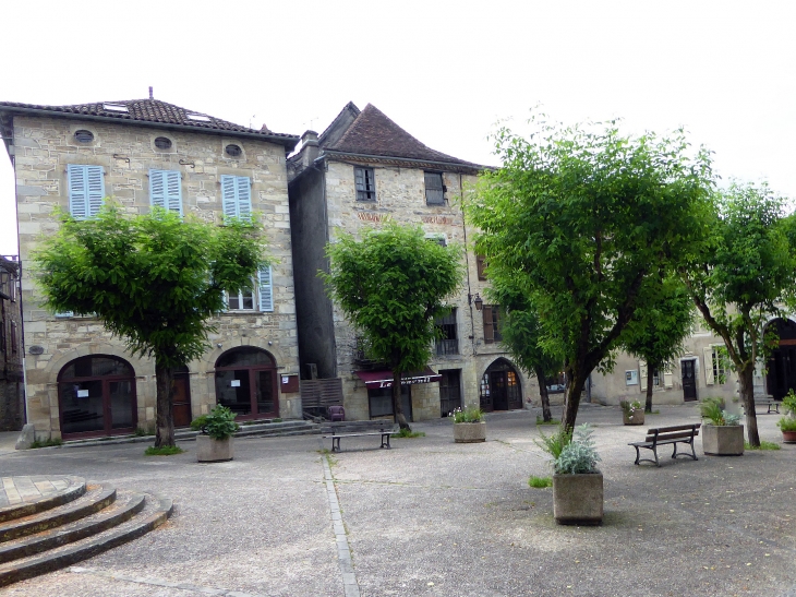 Place de l'église - Cajarc