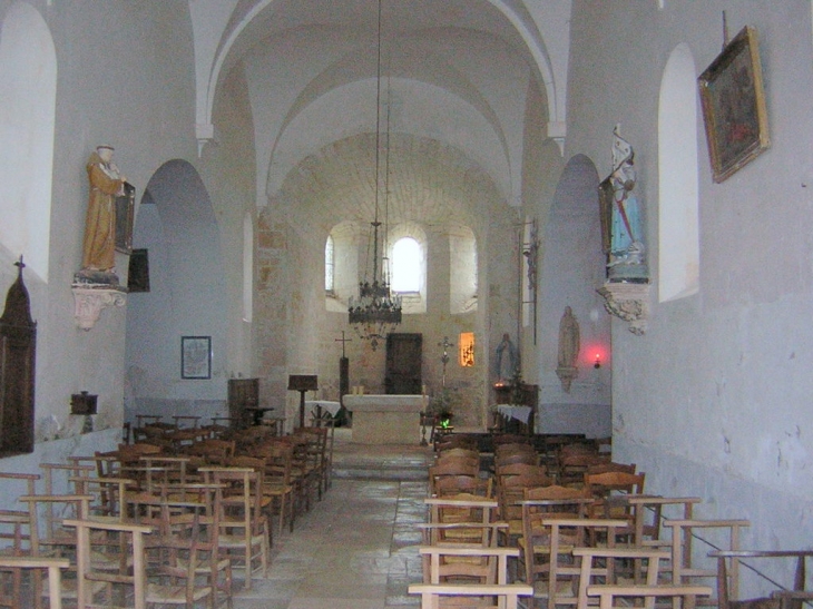 Intérieur de l'église - Calès