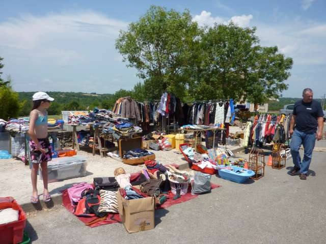 Vide grenier annuel - Cambayrac