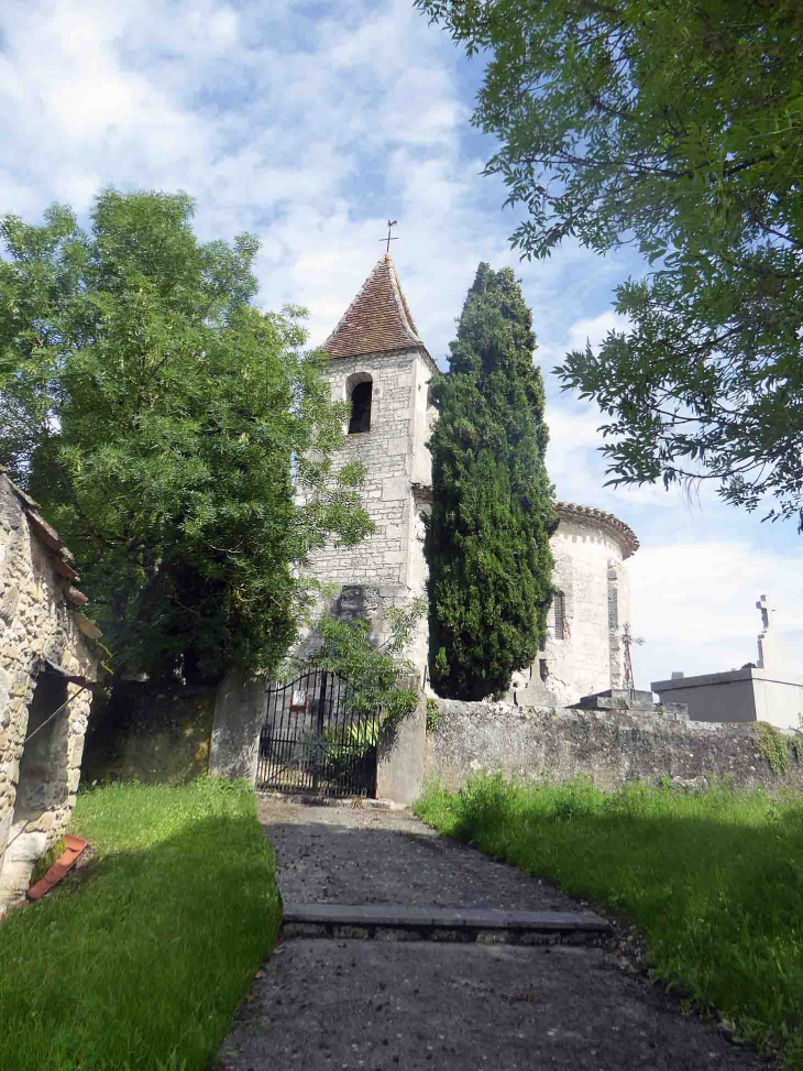 Bovila : l'église - Fargues