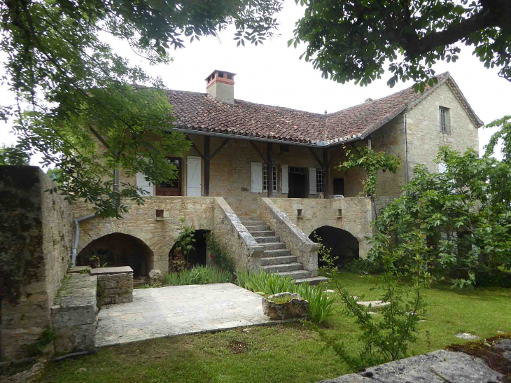 Belle maison - Francoulès