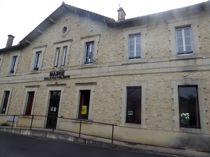 La mairie - Francoulès