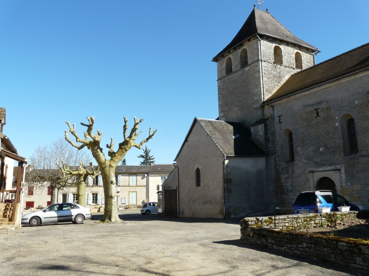 Le centre du village   Crédit : André Pommiès - Gindou