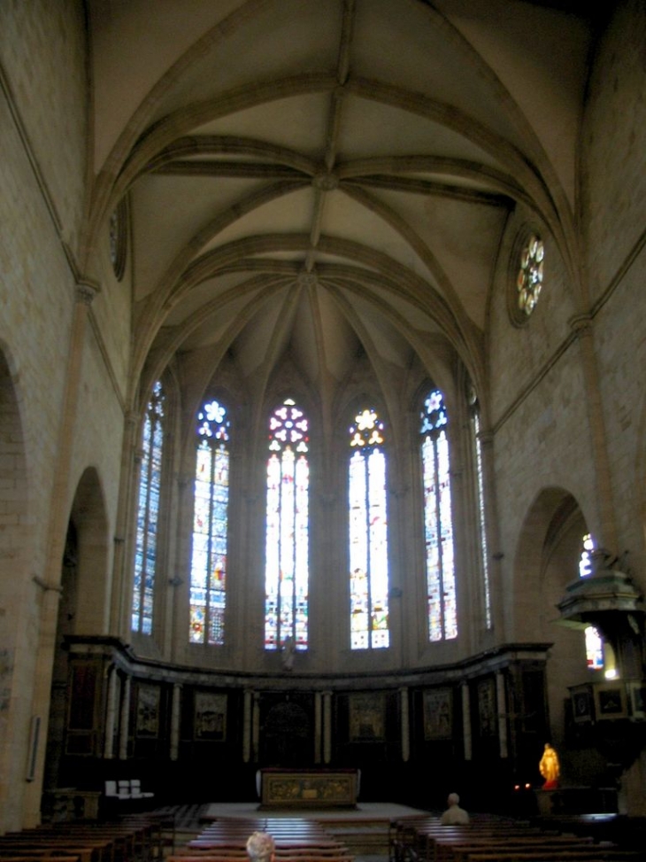 Nef de l'église St Pierre - Gourdon