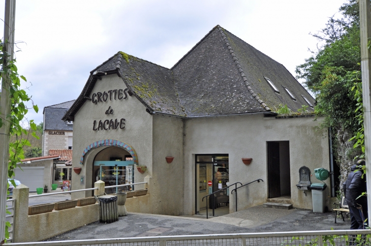 GROTTE DE LACAVE