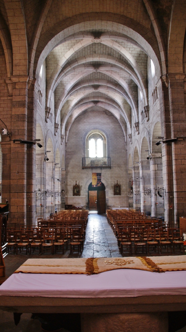 <<église Saint-Blaise - Limogne-en-Quercy