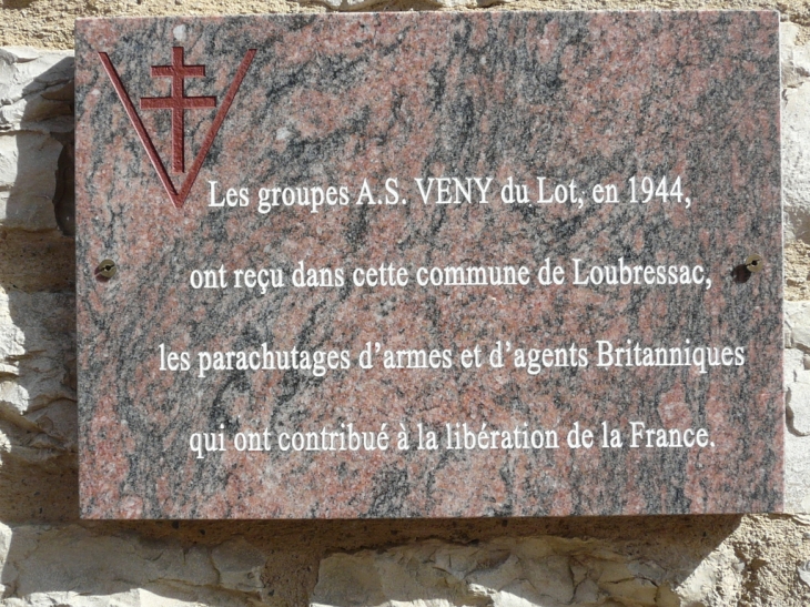 Loubressac plaque commémorative