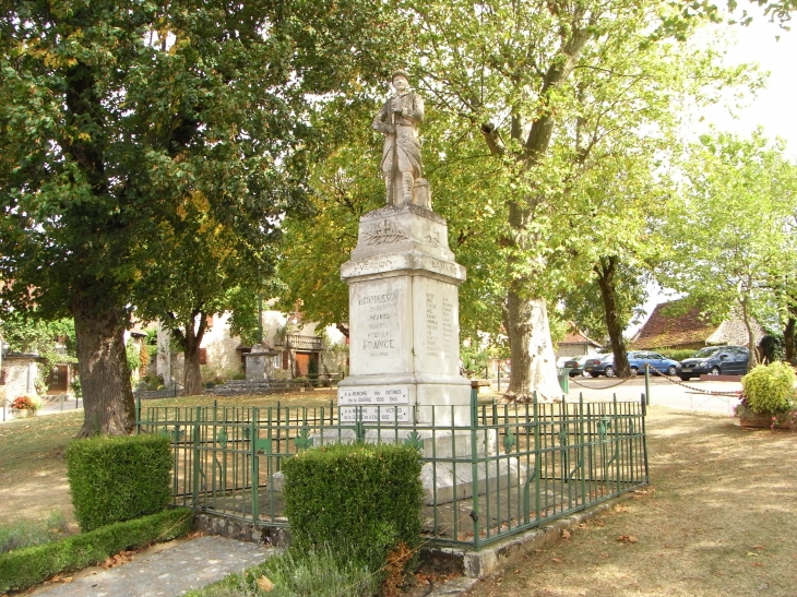 Monuments aux morts de 1914/1918 - Loubressac