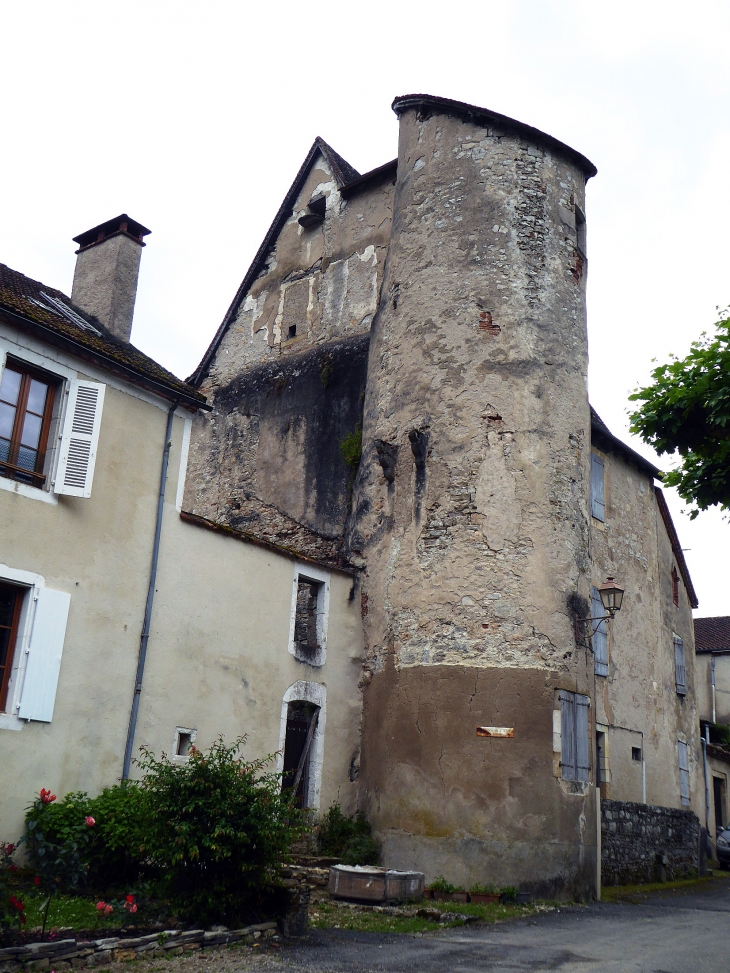 Le village ancien : maison de l'abbé - Marcilhac-sur-Célé