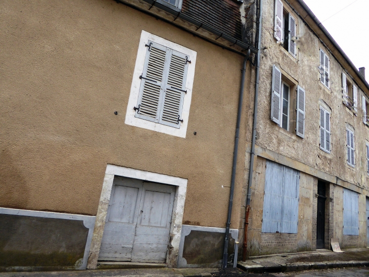 Le village moderne : maisons - Marcilhac-sur-Célé