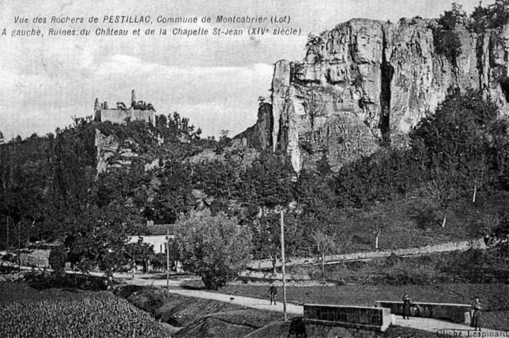 Vue des rochers de estillac, a gauche ruines du château et de la chapelle Saint Jean (XIVe siècle), vers 1905 (carte postale ancienne). - Montcabrier