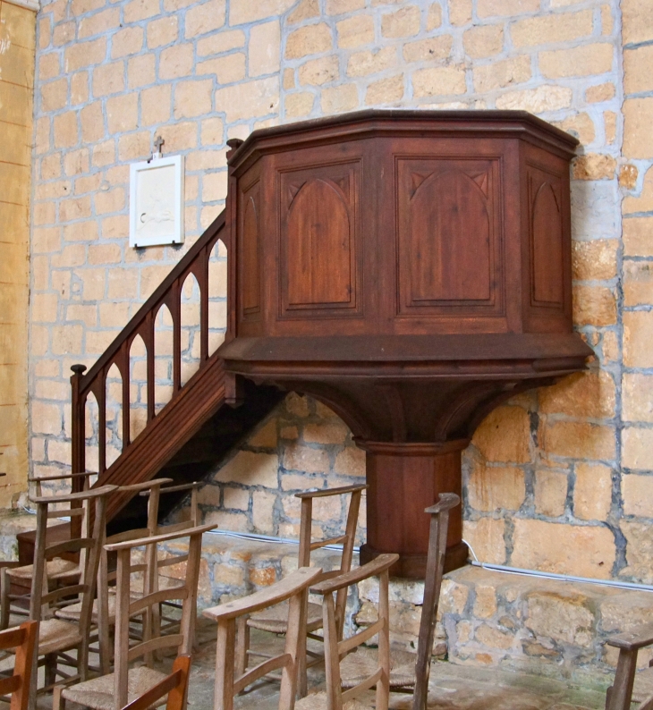 La Chaire à prêcher de l'église Saint Louis. - Montcabrier