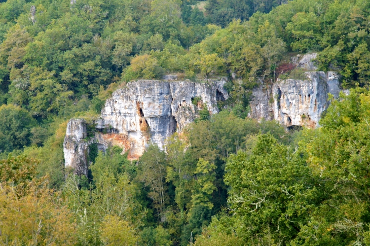 Les rochers de Pestillac. - Montcabrier