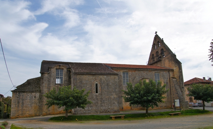 Façade nord de l'église Saint Louis. - Montcabrier