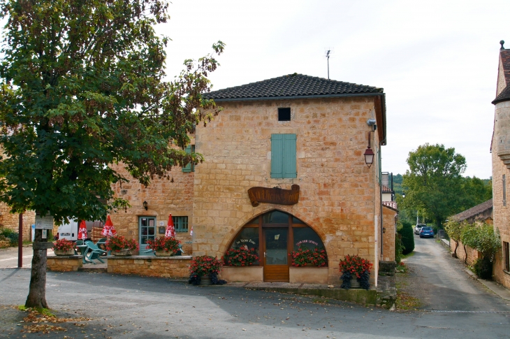 Maison de la Bastide. XVIe siècle. - Montcabrier