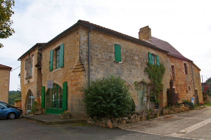 Maisons de la Bastide. - Montcabrier