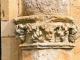 Chapiteau du portail de l'église Saint Louis.