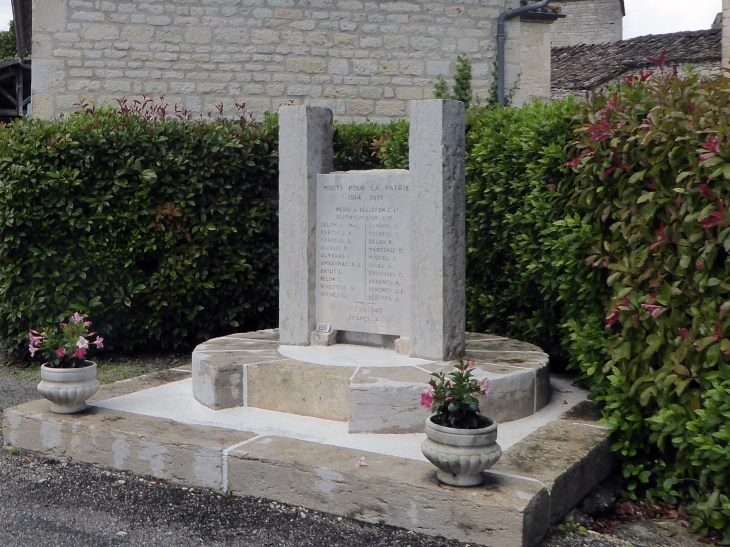 Le monument aux morts - Montdoumerc