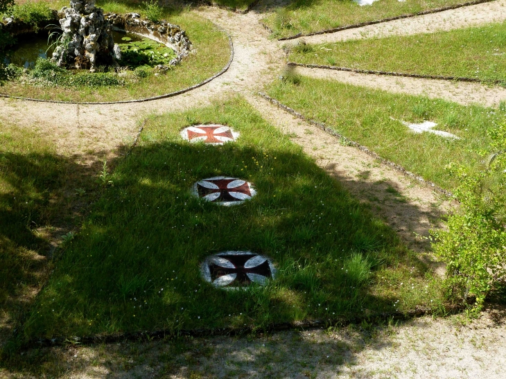 Dans les jardins du château - Rocamadour