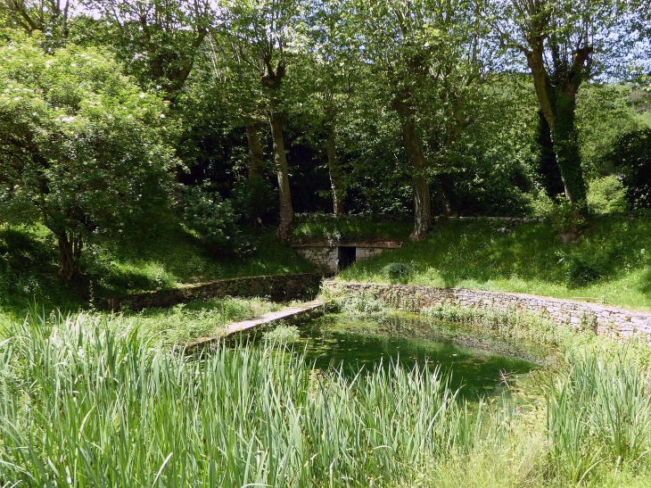 Ancien lavoir - Sabadel-Lauzès