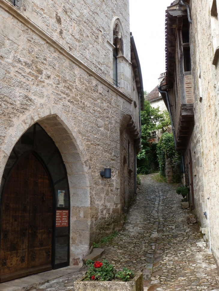 St Cirq Lapopie - Saint-Cirq-Lapopie