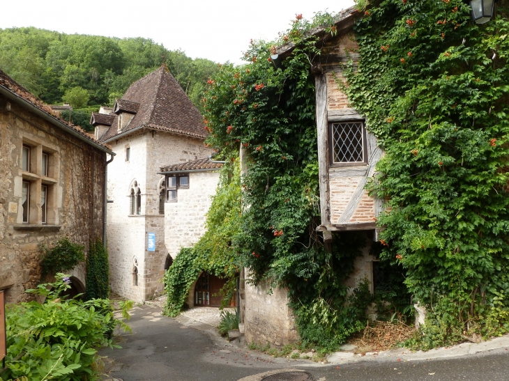 St Cirq Lapopie - Saint-Cirq-Lapopie