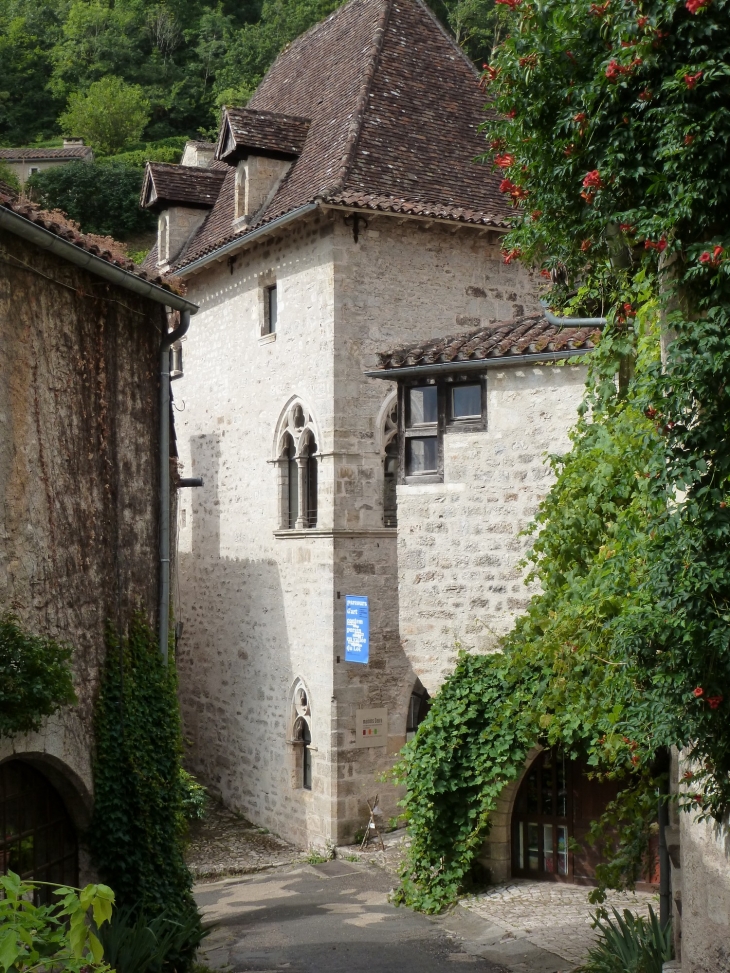 St Cirq Lapopie - Saint-Cirq-Lapopie