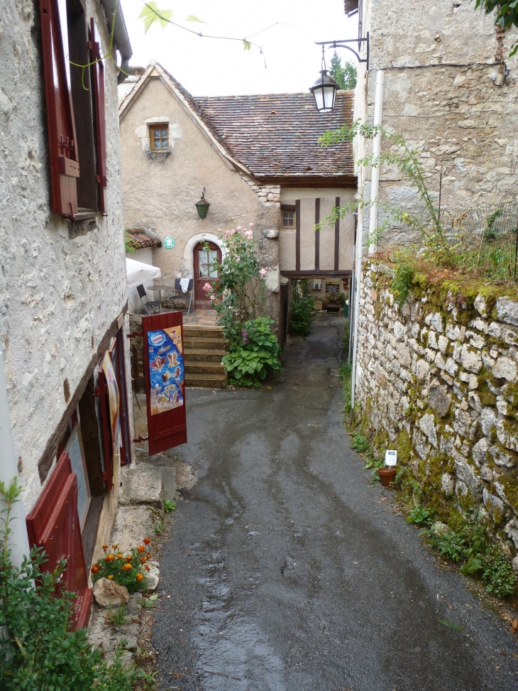 St Cirq Lapopie - Saint-Cirq-Lapopie