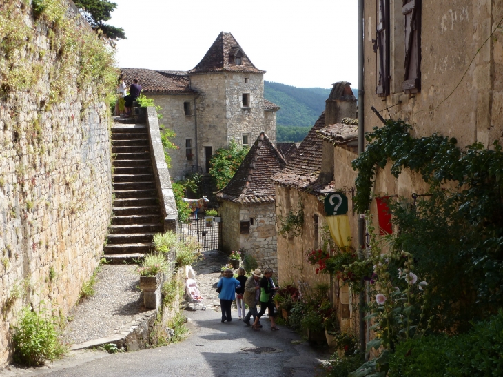 St Cirq Lapopie - Saint-Cirq-Lapopie