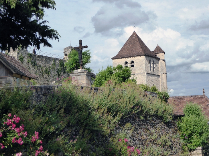 Les ruines du château et le clocher - Saint-Cirq-Lapopie