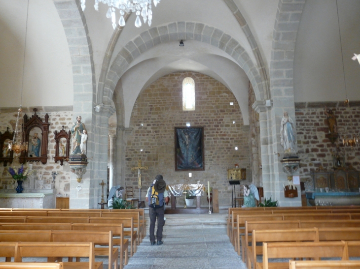 Saint-Jean-Mirabel Intérieur de l'èglise